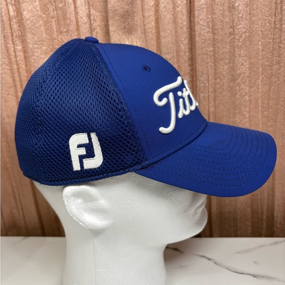 Travis Mathew Hat Cap M/L Black Performance Golfer Athletic Mens - Picture 2 of 7